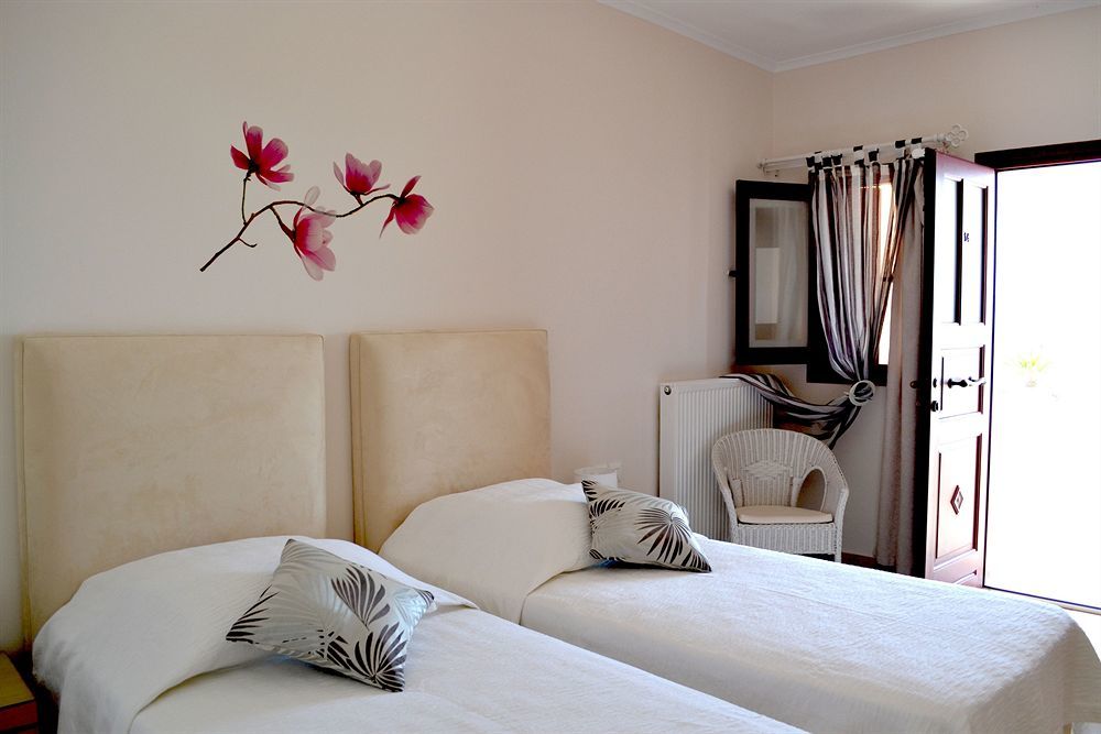 Dream Island 3* Fira (Santorini)
